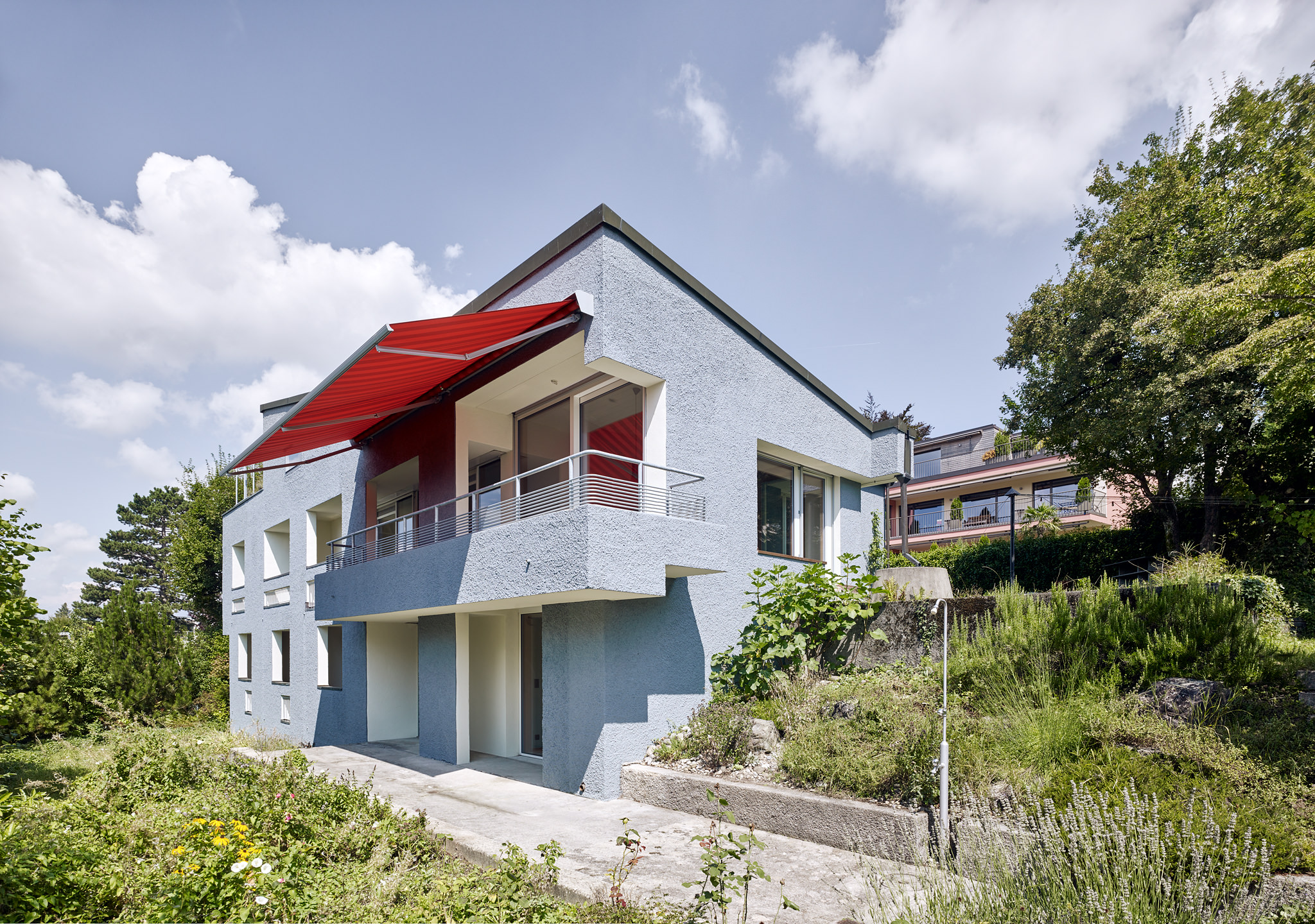 E15560 Alpa 052613p SCREEN